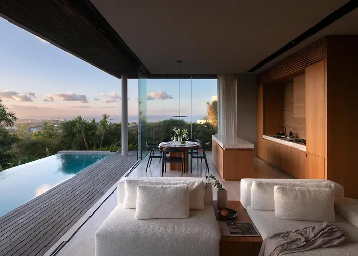 Lyvin Melasti Uluwatu (Bali)