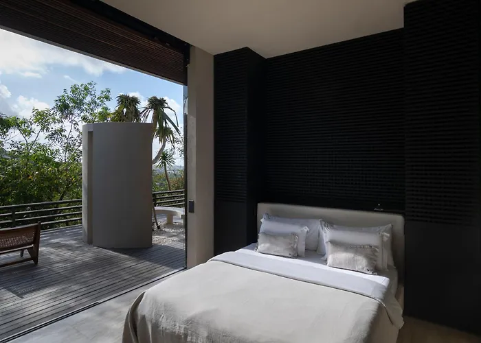 Hotel Lyvin Melasti