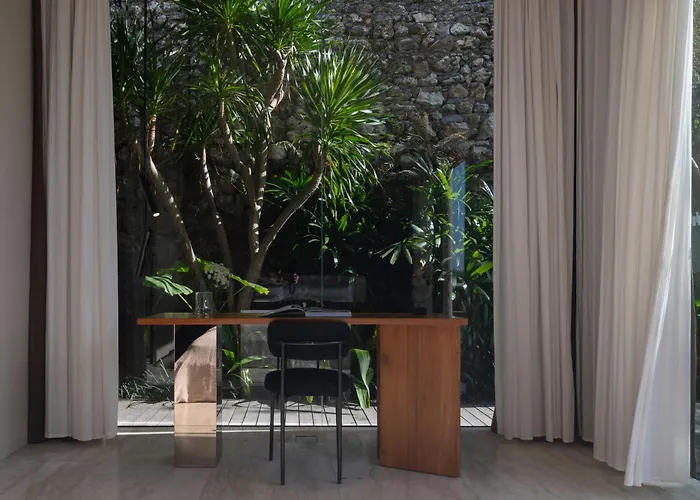 Hotel Lyvin Melasti Uluwatu (Bali)