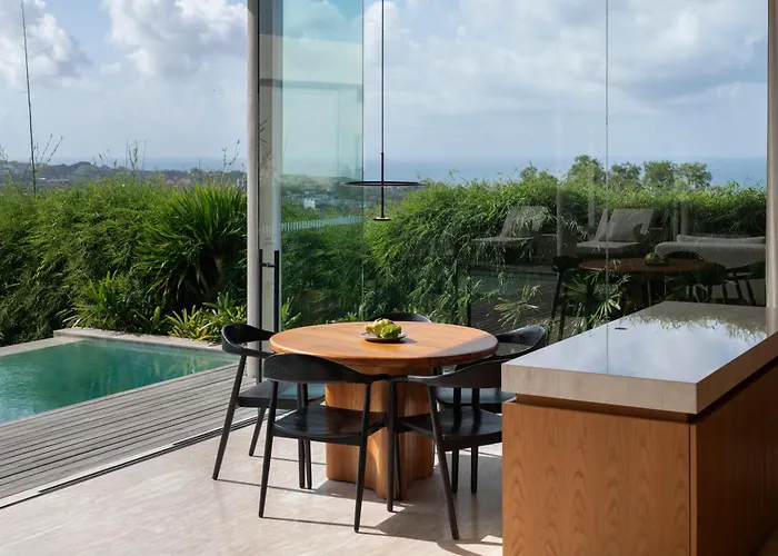 Lyvin Melasti Uluwatu (Bali)